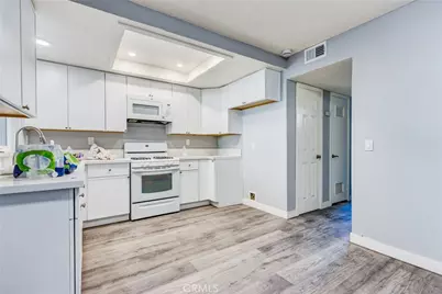 12198 Orchid  B, Moreno Valley, CA 92557 - Photo 5