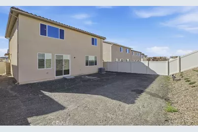 33238 Damask Lane, French Valley, CA 92596 - Photo 15