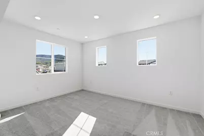 33238 Damask Lane, French Valley, CA 92596 - Photo 9
