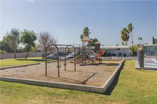 2505 Foothill Blvd, San Bernardino, CA 92410 - Photo 27