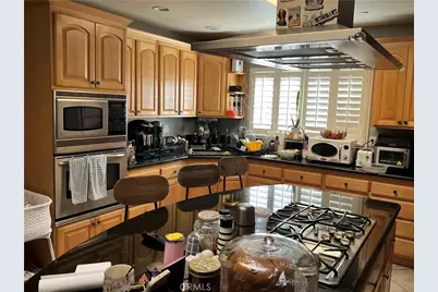 2051 N Catalina Street, Los Angeles, CA 90027 - Photo 5