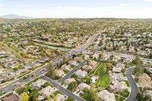 2160 Falcon Crest Dr, Riverside, CA 92506 - Photo 41