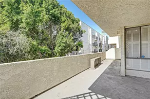 7001 S La Cienega, Los Angeles, CA 90045 - Photo 21