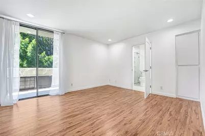 7001 S La Cienega #101, Los Angeles, CA 90045 - Photo 13