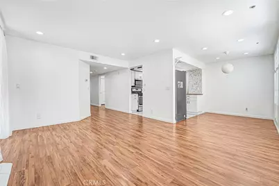 7001 S La Cienega #101, Los Angeles, CA 90045 - Photo 17