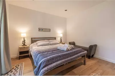 259 Victoria, Sugarloaf, CA 92386 - Photo 19