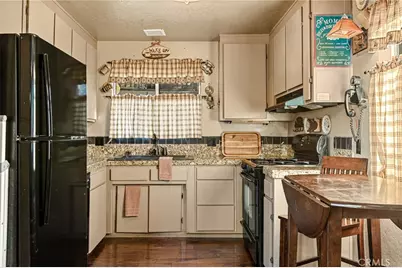 1256 Grass Valley, Lake Arrowhead, CA 92352 - Photo 9