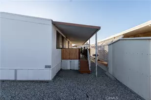 575 S Lyon, Hemet, CA 92543 - Photo 23