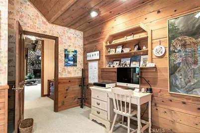 27421 Cedarwood Drive, Lake Arrowhead, CA 92352 - Photo 11