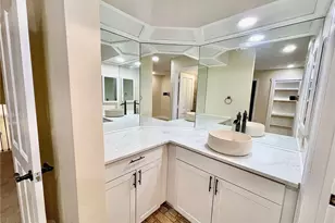 38194 Oaktree Loop, Murrieta, CA 92562 - Photo 7