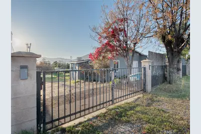 32369 Valley View Avenue, Lake Elsinore, CA 92530 - Photo 9