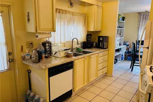 13393 Mariposa Road, Victorville, CA 92395 - Photo 9