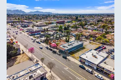 8830 Sierra, Fontana, CA 92335 - Photo 7