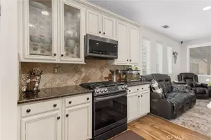 11568 Deerfield Dr, Yucaipa, CA 92399 - Photo 7