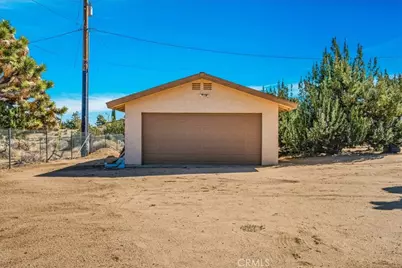 57716 Juarez, Yucca Valley, CA 92284 - Photo 29