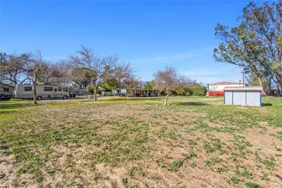 193 N Maple Avenue, Fontana, CA 92335 - Photo 3