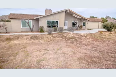 20376 Tonawanda, Apple Valley, CA 92307 - Photo 3