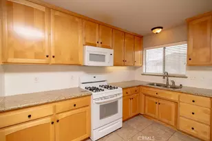 20376 Tonawanda, Apple Valley, CA 92307 - Photo 55