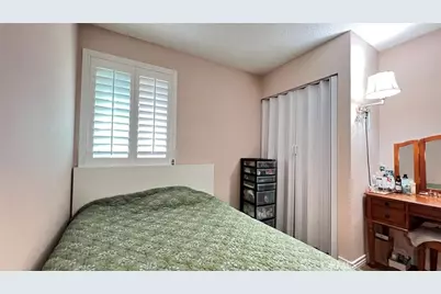 306 E Thornton, Hemet, CA 92543 - Photo 15