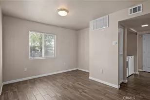 2536 White Oak Pl, Escondido, CA 92027 - Photo 7