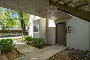 2536 White Oak Pl, Escondido, CA 92027 - Photo 3