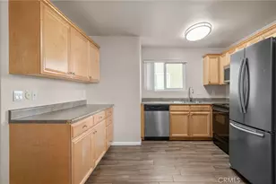 2536 White Oak Pl, Escondido, CA 92027 - Photo 9