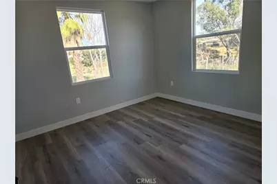 577 W La Cadena Drive, Riverside, CA 92501 - Photo 3