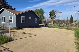 577 W La Cadena Dr, Riverside, CA 92501 - Photo 1