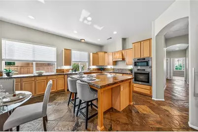 43922 Carentan, Temecula, CA 92592 - Photo 9