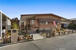 881 N Lake Street, Hemet, CA 92544 - Photo 23