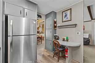 881 N Lake Street, Hemet, CA 92544 - Photo 9