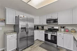 881 N Lake Street, Hemet, CA 92544 - Photo 15