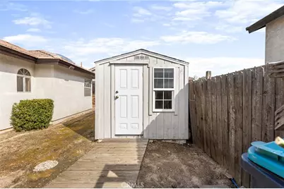 1002 Oregon Trail, Banning, CA 92220 - Photo 11