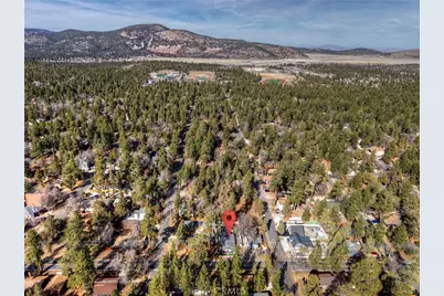 44634 Barton, Sugarloaf, CA 92386 - Photo 47