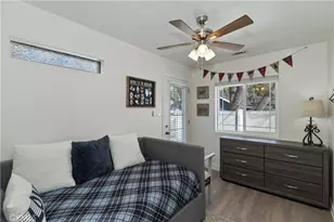 44634 Barton, Sugarloaf, CA 92386 - Photo 21