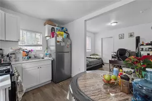 9538 Compton, Los Angeles, CA 90002 - Photo 27