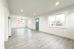 2222 E 124th St, Compton, CA 90222 - Photo 9