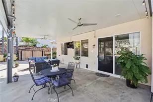 2527 Waterfall Ln, Corona, CA 92882 - Photo 37