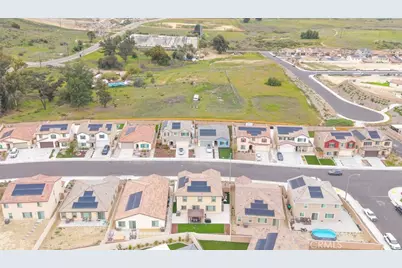 4836 Sicily Drive, Lake Elsinore, CA 92530 - Photo 41