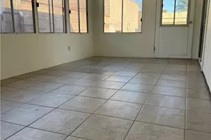 6060 Myrtle Ave, Long Beach, CA 90805 - Photo 21