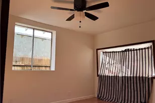 6060 Myrtle Ave, Long Beach, CA 90805 - Photo 9