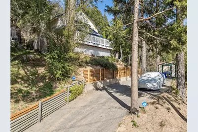 24214 Zurich, Crestline, CA 92325 - Photo 35