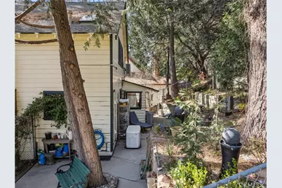 24214 Zurich, Crestline, CA 92325 - Photo 31