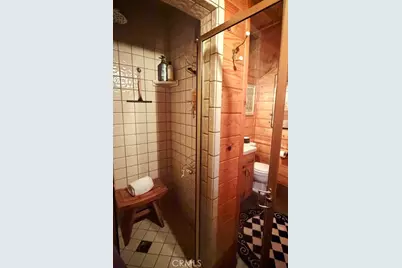 24214 Zurich, Crestline, CA 92325 - Photo 11