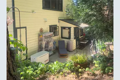 24214 Zurich, Crestline, CA 92325 - Photo 35