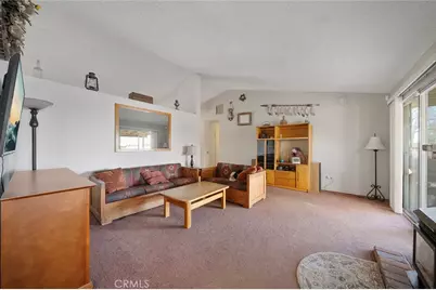 10217 Mount Shasta, Hesperia, CA 92345 - Photo 9