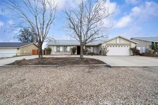 10217 Mount Shasta, Hesperia, CA 92345 - Photo 33