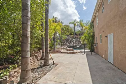 1062 McCall Dr, Corona, CA 92881 - Photo 55