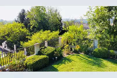 23675 Bower Cascade, Diamond Bar, CA 91765 - Photo 17