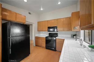 26693 Spotted Pony Dr, Corona, CA 92883 - Photo 11